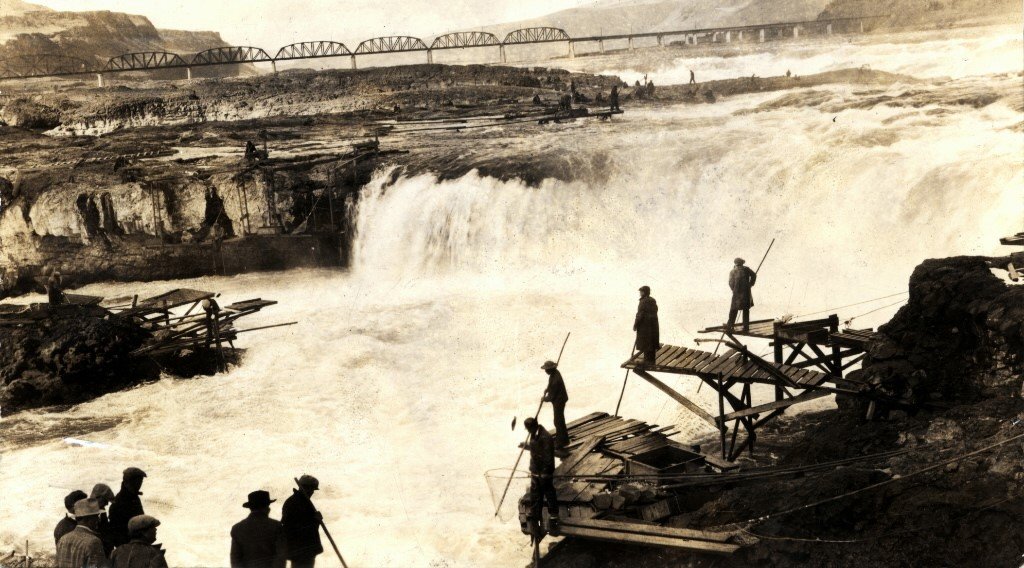 Celebrating Native Americans in the Gorge