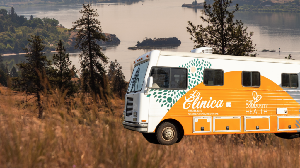 La Clinica Mobile at Wishram – Wishram Community Event